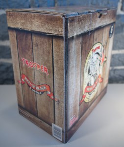 Carton de 6 bières Trooper Red 'n' Black 50cl (02)